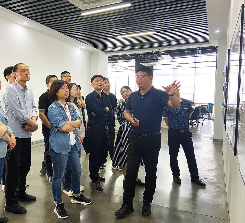 聚焦精益研发 加速提质增效|多家企业代表团走进开云kaiyun网页版官网参访交流